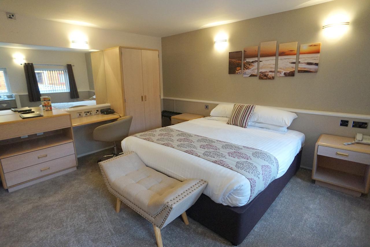 Damon'S Hotel Линкольн Экстерьер фото